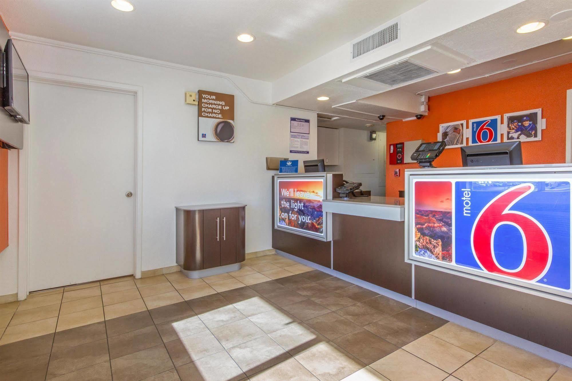 Motel 6-Phoenix, Az - North Bell Road Exteriör bild