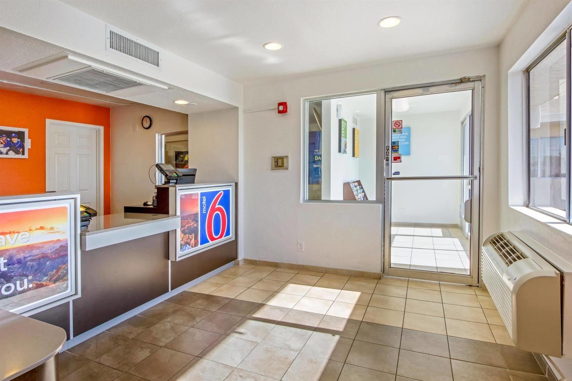 Motel 6-Phoenix, Az - North Bell Road Exteriör bild